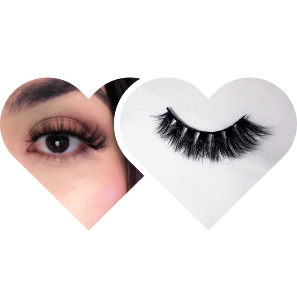 Eyelashes/falsies follow me on IG: Lelilashesss - Picture 5 of 13